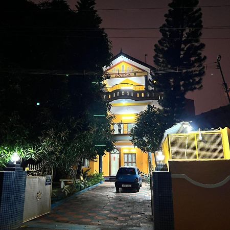 Imperial Inn - Haroz Kuttālam Dış mekan fotoğraf