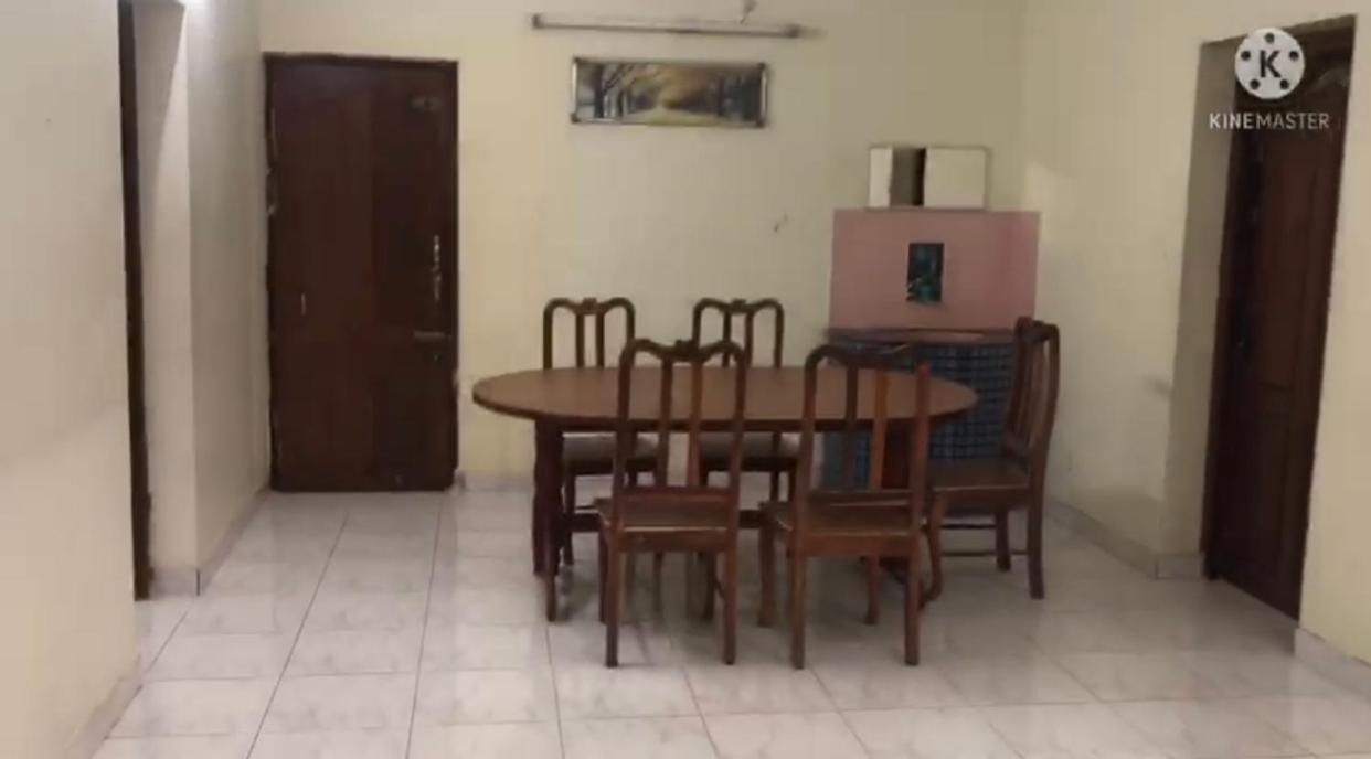 Imperial Inn - Haroz Kuttālam Dış mekan fotoğraf